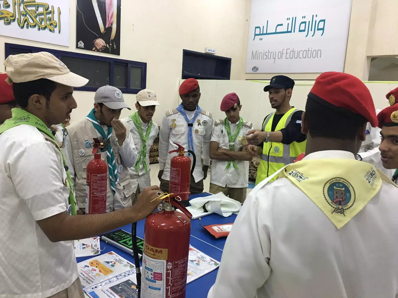 راتب الجندي الدفاع المدني