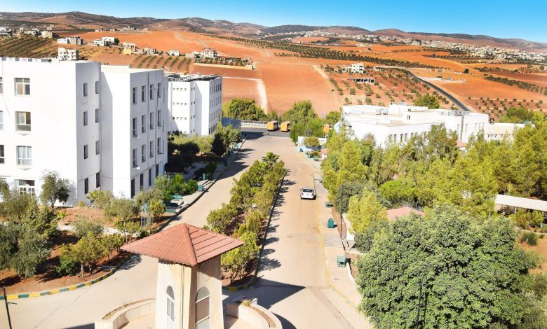 تخصصات جامعة جرش علمي وادبي 2022 نسب القبول