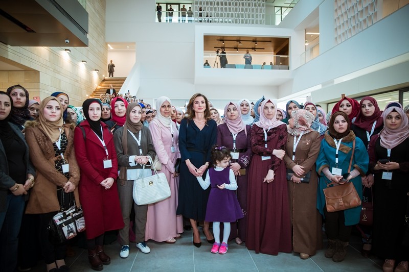رسوم أكاديمية الملكة رانيا لتدريب المعلمين وموعد التسجيل