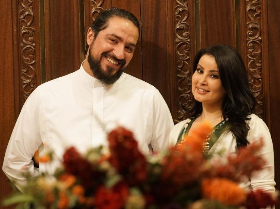 من هو الفنان محمد القس وزوجته وسبب تجنيسه