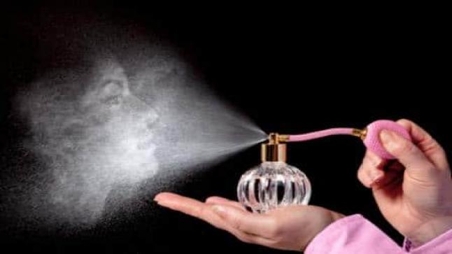 تفسير حلم رؤية العطر في المنام للمطلقه