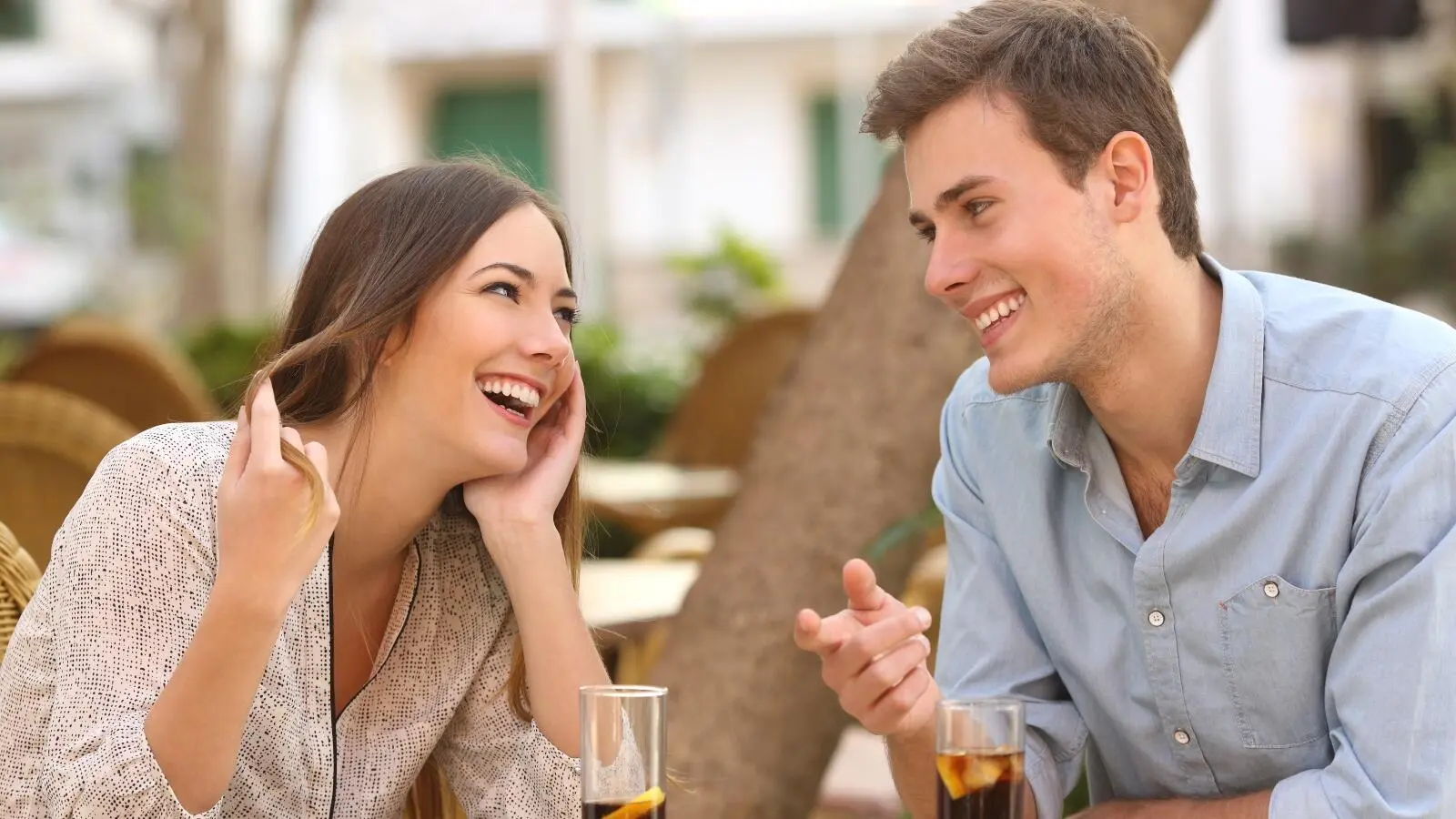 ماذا يحب الرجل في جسم المرأة حسب عمره