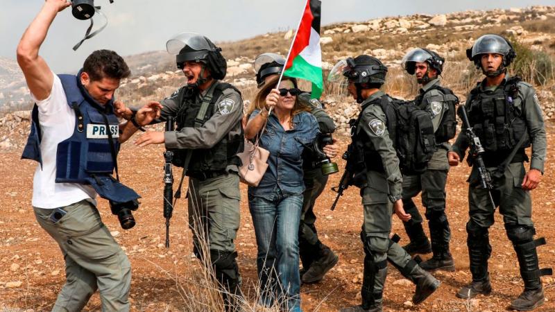موضوع تعبير عن حرية الصحافة في فلسطين