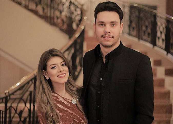 فضيحة احمد حسن مع زينب بالبكيني دبي