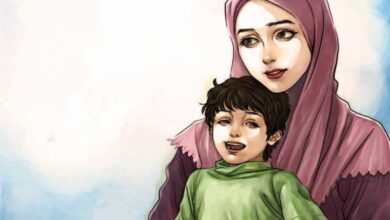 اكتب فقرة من ثلاثة اسطر اشيد فيها بدور الام في تربية ابنائها على حب الوطن مستعملا اسماء الاشارة