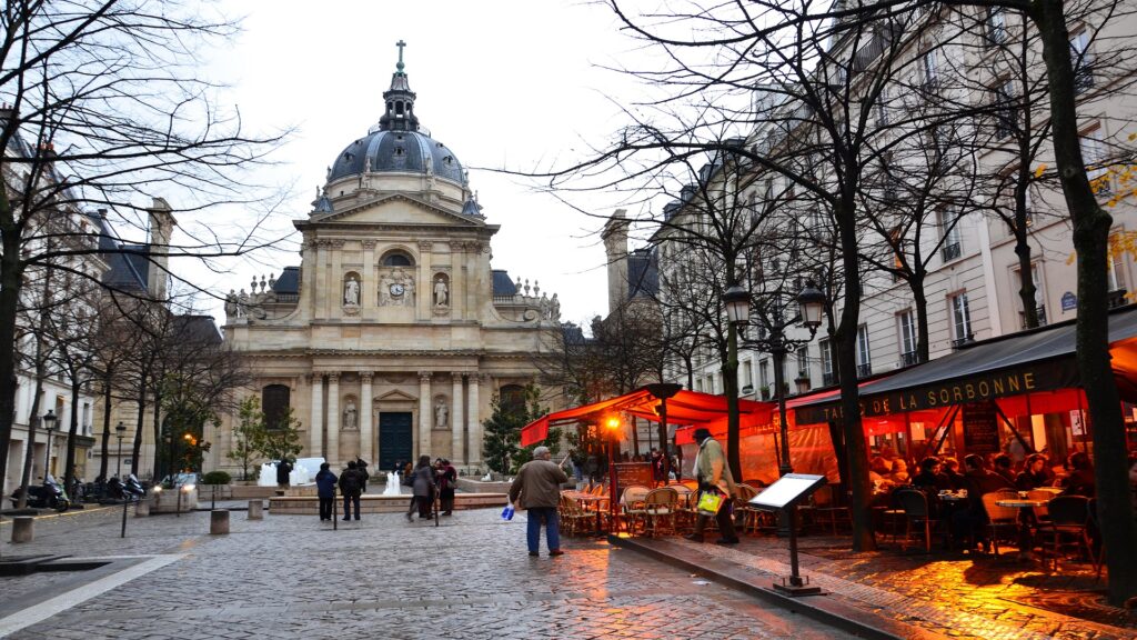 أفضل تخصصات جامعة السوربون في فرنسا 2023 بالشروط