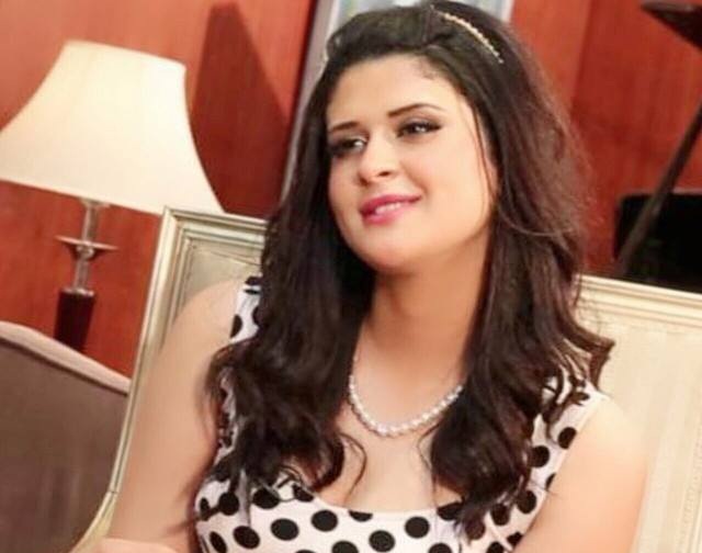 من هي زوجة غانم سايس صور فيديو انستقرام