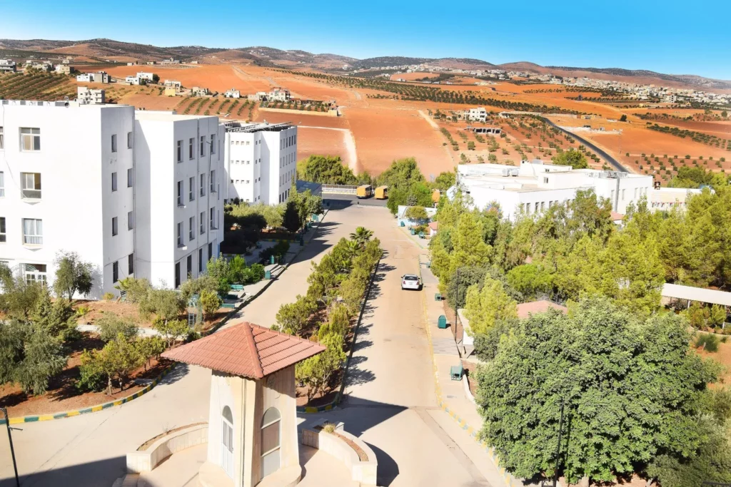 نسب القبول في جامعة جرش رسوم التسجيل 2023