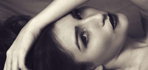 هل طابع الحسن من علامات الجمال عند النساء