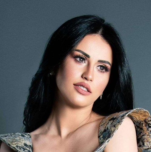 كم طول سونيا زغلول ومن زوجها الحالي