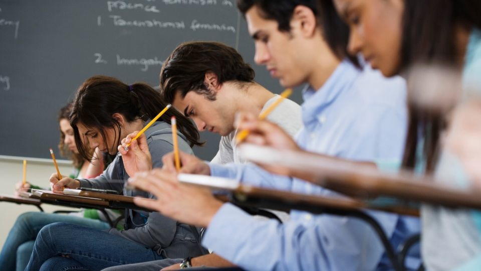 رسوم الساعات في جامعة اليرموك 2023