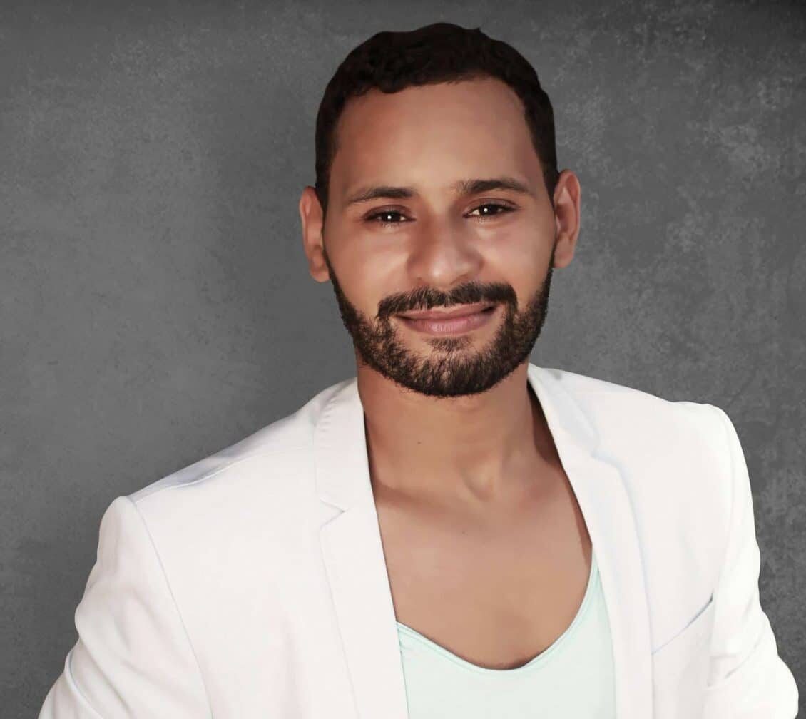 من هي زوجة محمد الريفي الفنان المغربي