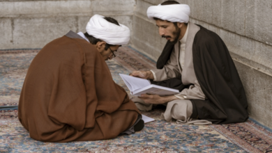 تفسير حلم رؤية الشيخ في المنام لابن سيرين للمتزوجة والعزباء