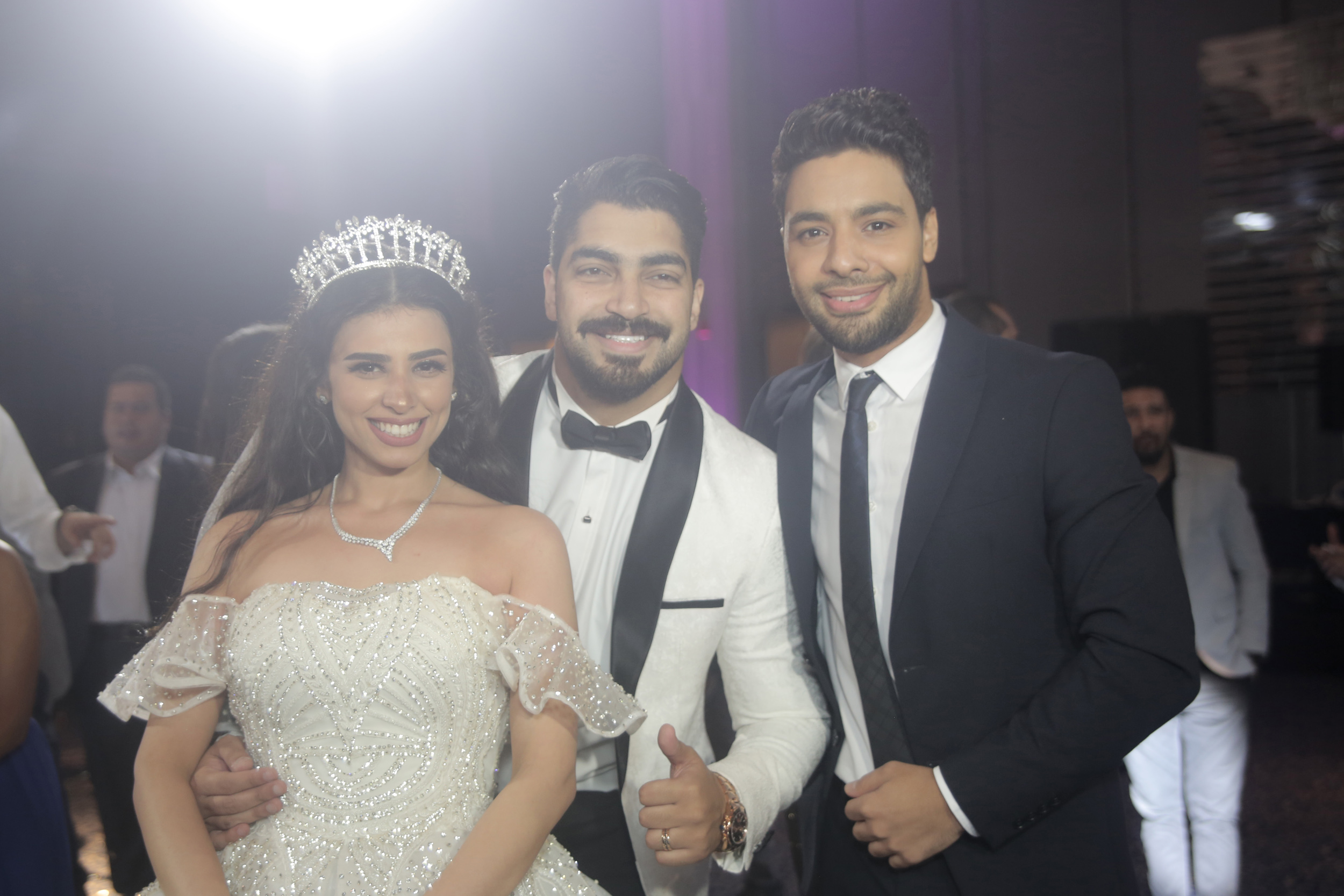 صور زوجة مينا عطا قبل وبعد التجميل