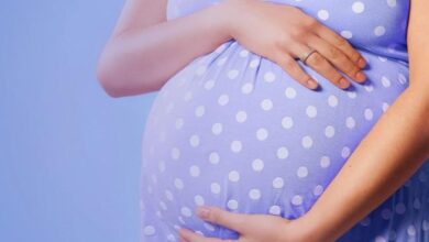 تفسير حلم الحمل في المنام للمتزوجة والعزباء والحامل والمطلقة