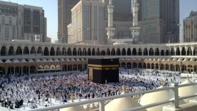 لماذا يقصد الناس الكعبه المشرفه